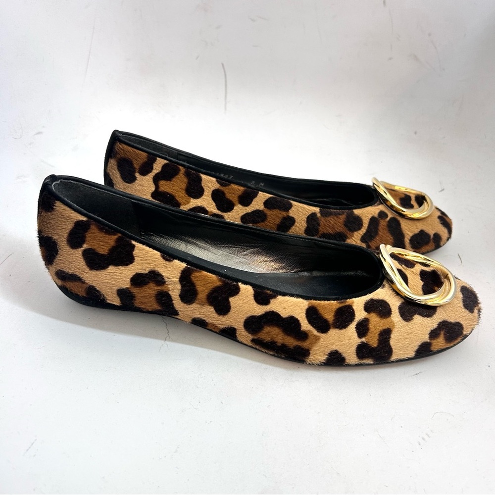 Stuart Weitzman Leopard Print Calf Hair Ballet Flats Size 9 Gold Buckle Accent - Picture 2 of 10